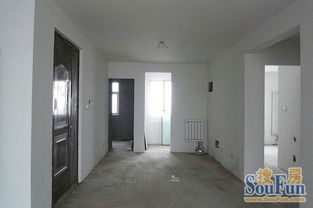 小夫妻攜手打造94平米溫暖小家，海南房產點亮幸福生活